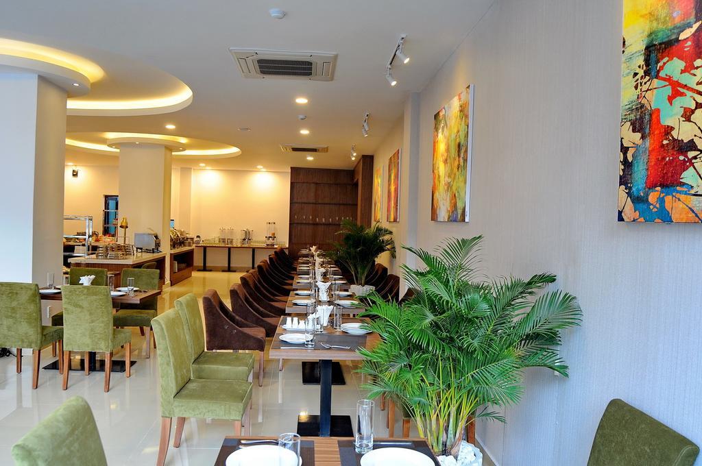 The World Hotel Nha Trang Esterno foto