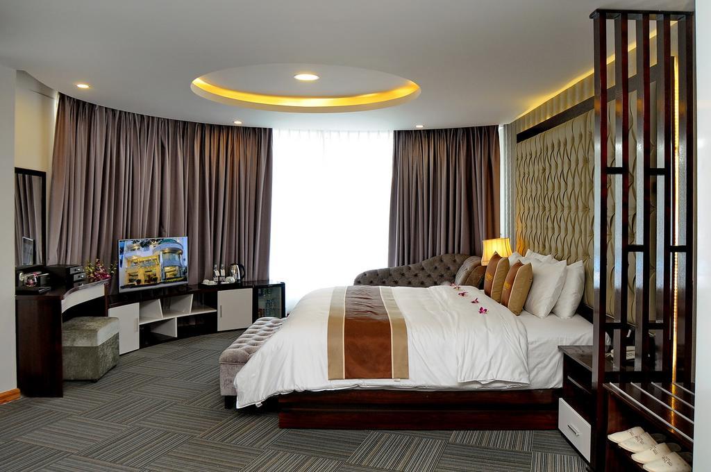 The World Hotel Nha Trang Esterno foto